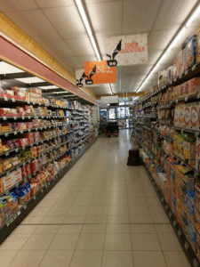 Den Numm vun der Entreprise ass Cactus-Marché Gare