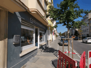Den Numm vun der Entreprise ass Cordonnerie & Co by David Mazzoni